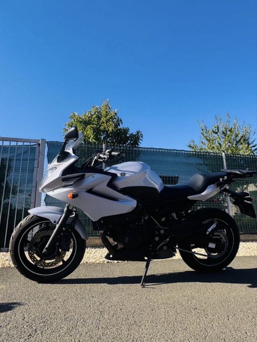 Vând Yamaha XJ 600 S Diversion Albă