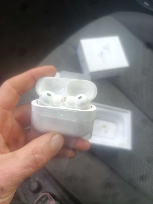 Airpods pro 3 în garanție, foarte puțin folosite, originale, se verifi