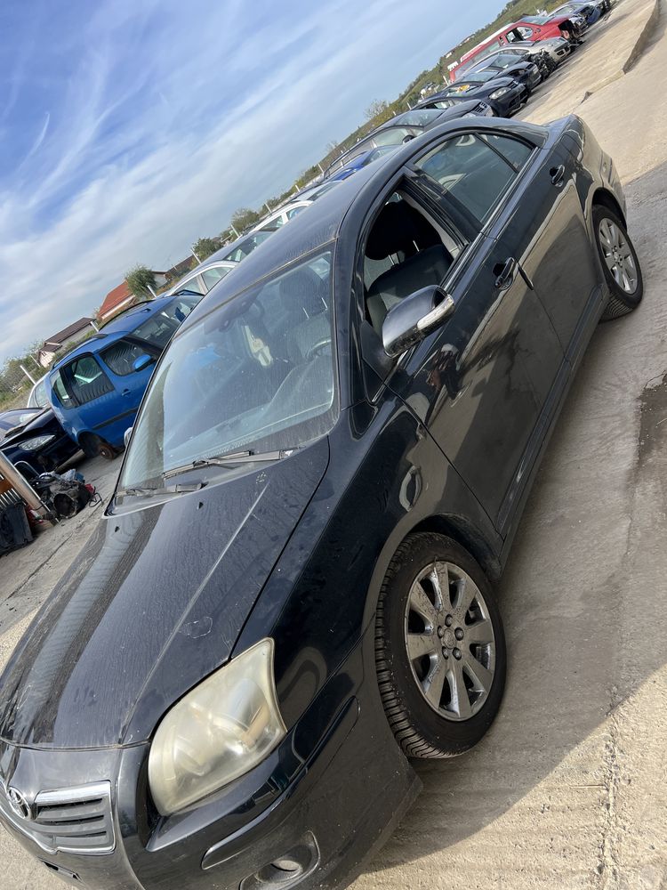 Vand bara fata capota usi haion motor 1.8 benzina toyota avensis