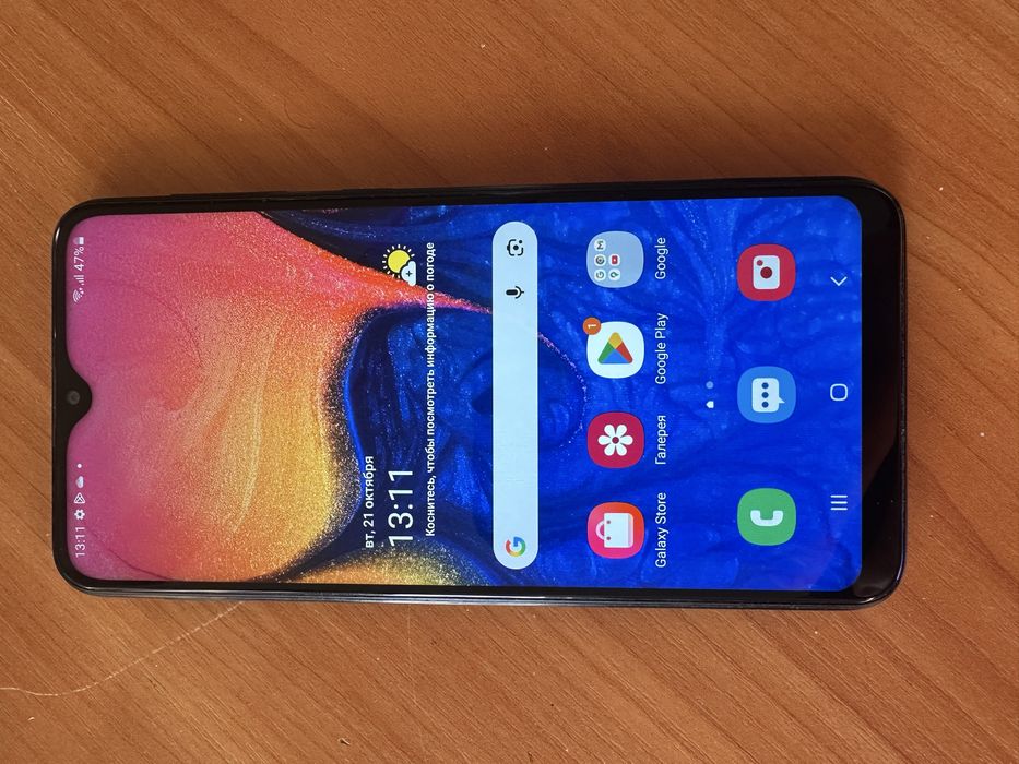 Samsung A10 в хорошем состояние