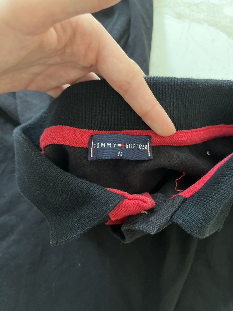 Tommy hilfiger тениска с яка