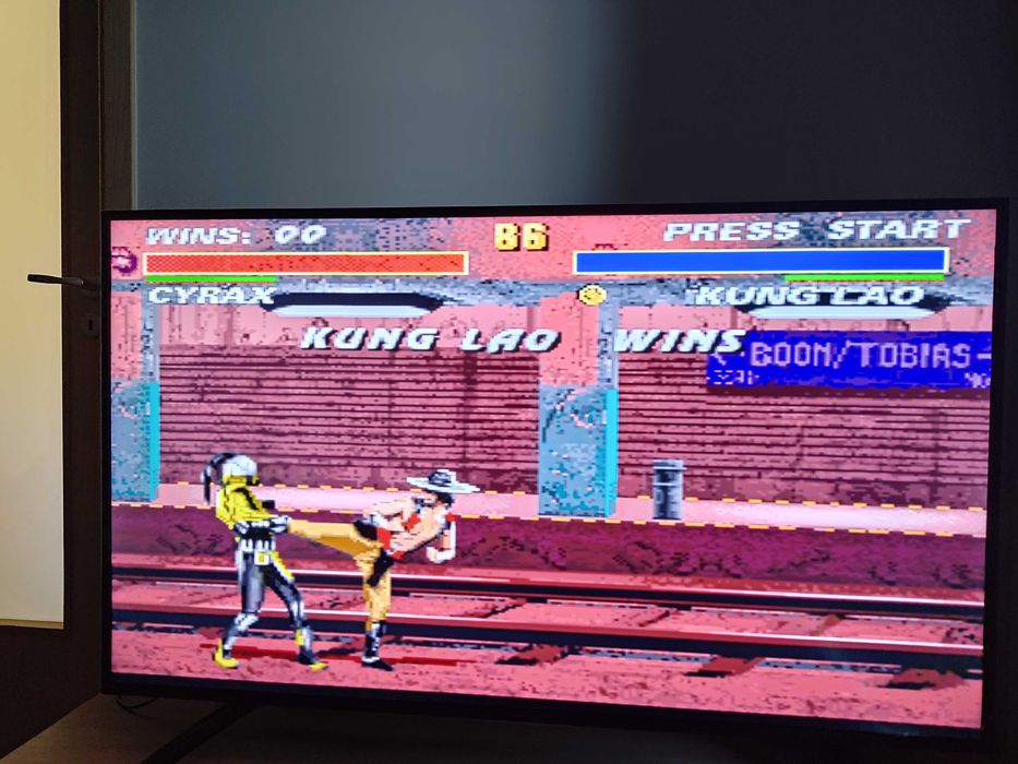 Consola retro SF900, peste 600 jocuri, pentru TV