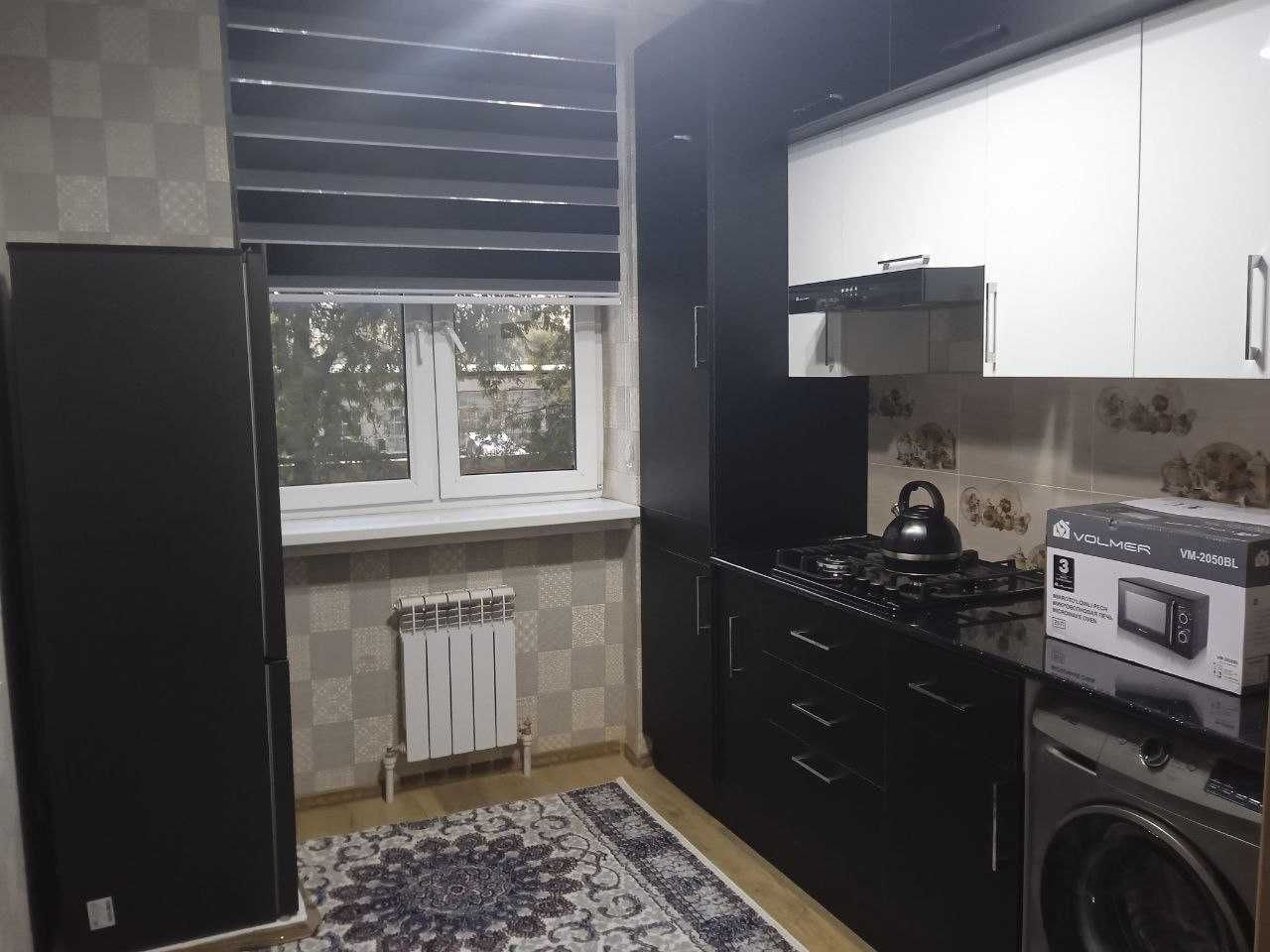 Nukus ko‘chasi Piramid yonida 3 xonali kvartira ijaraga beriladi