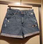 Pantaloni scurti H&M, mar.42, jeans/blug albastru