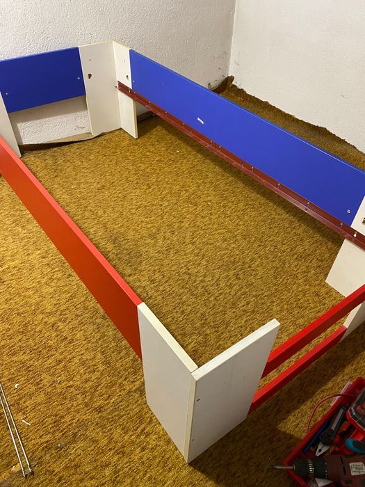 Продавам единично легло 90/195