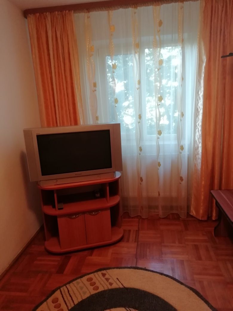 Apartament de închiriat