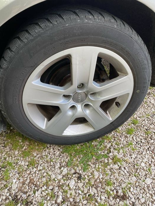 Vând  Audi  A4 1.9 tdi