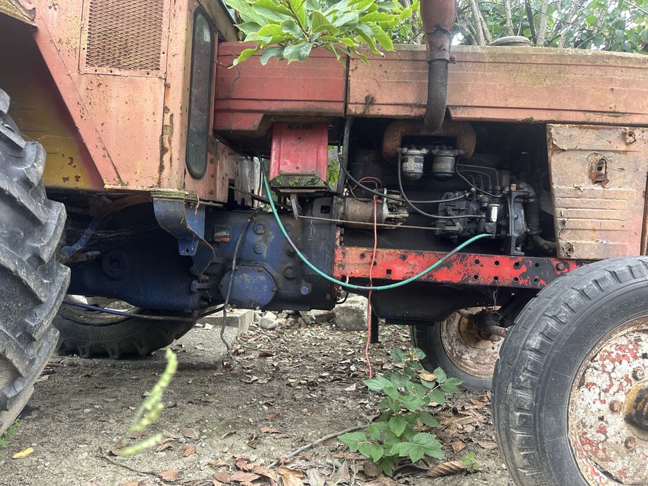Vand doua tractoare U650