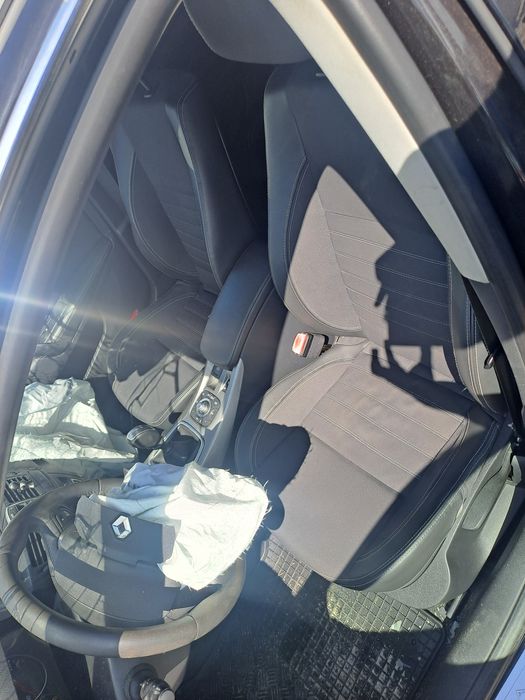 Dezmembrez Renault Laguna 3 Break cod culoare NV676