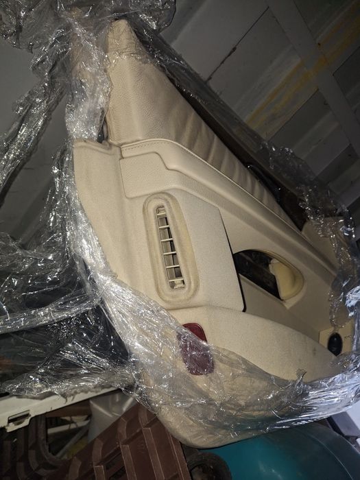 Кори за врати за Мерцедес W 211