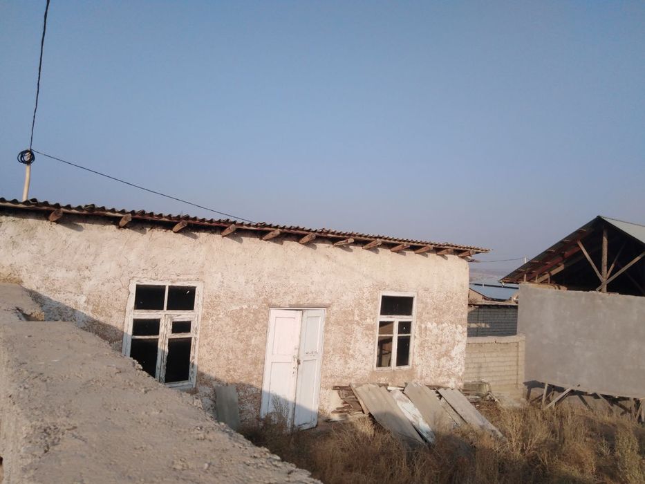 Qibray Obod maxallada yer sotiladi