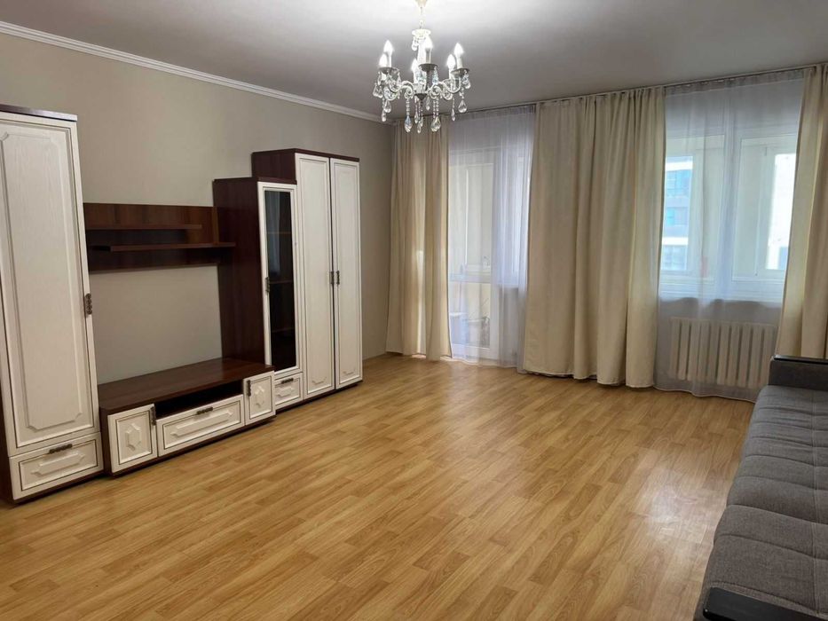 2-комнатная квартира 90 м²,9/10 этаж, Гагарина 311а + 1 место парковки