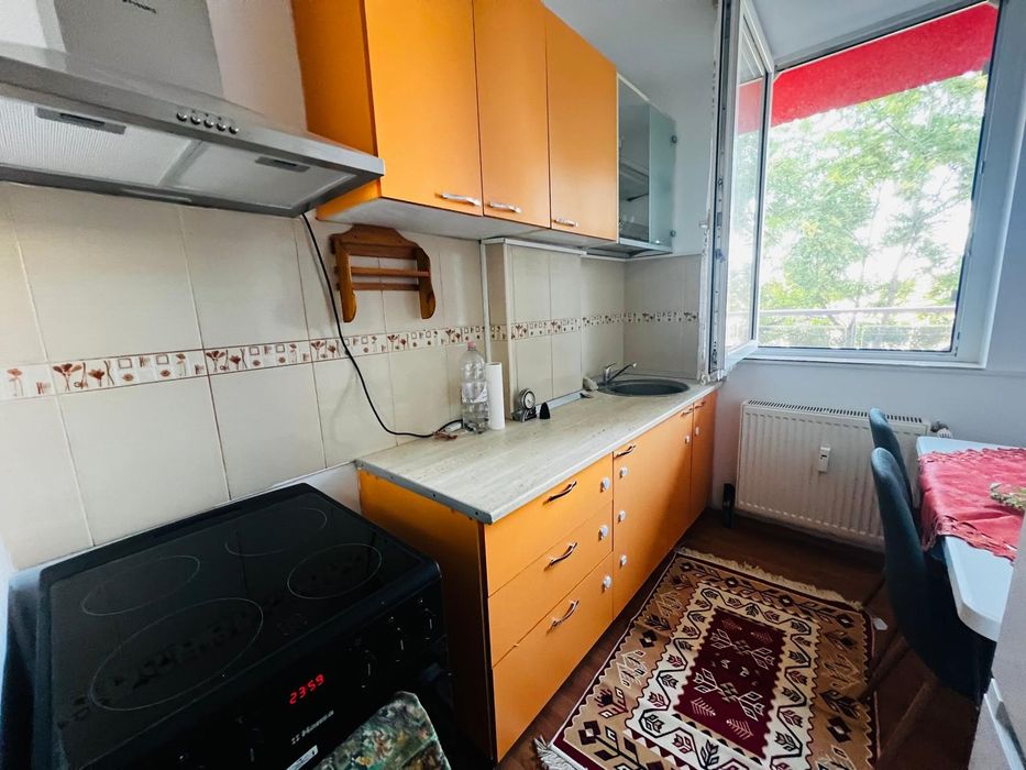 Vând apartament cu Nisa de dormit etajul 1 ARED Uta