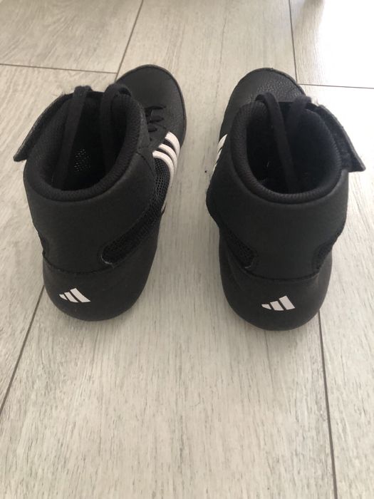 Маратонки ,Борцовки adidas - детски -N- 39,5
