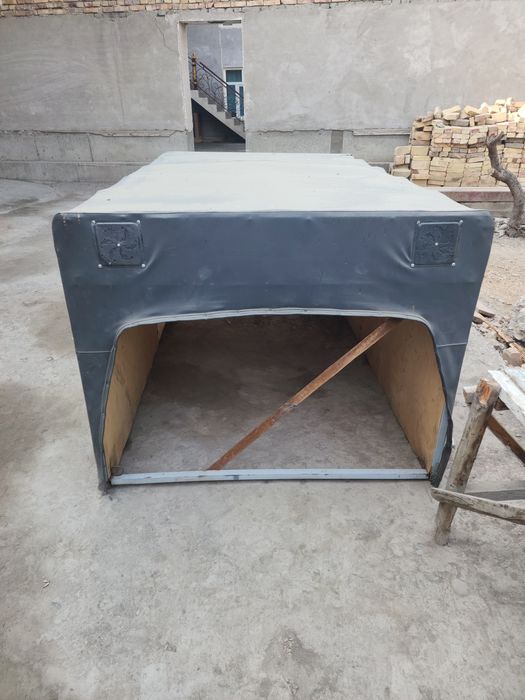 Labo tent sotiladi