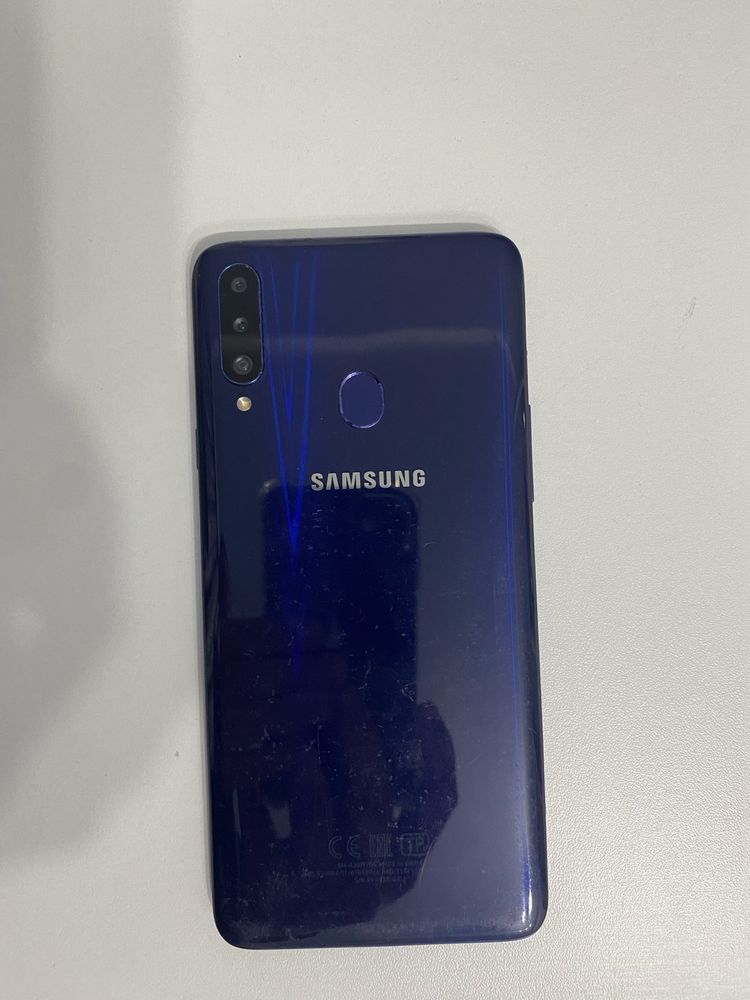 Samsung A20s б/у