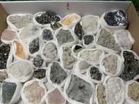 Микс кутии с минерали, кристали , кварц , пирит , галенит , калцит…