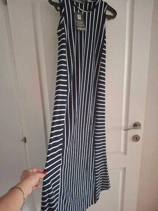 Rochie lunga noua din vascoza, in dungi marimea 38(s/m)