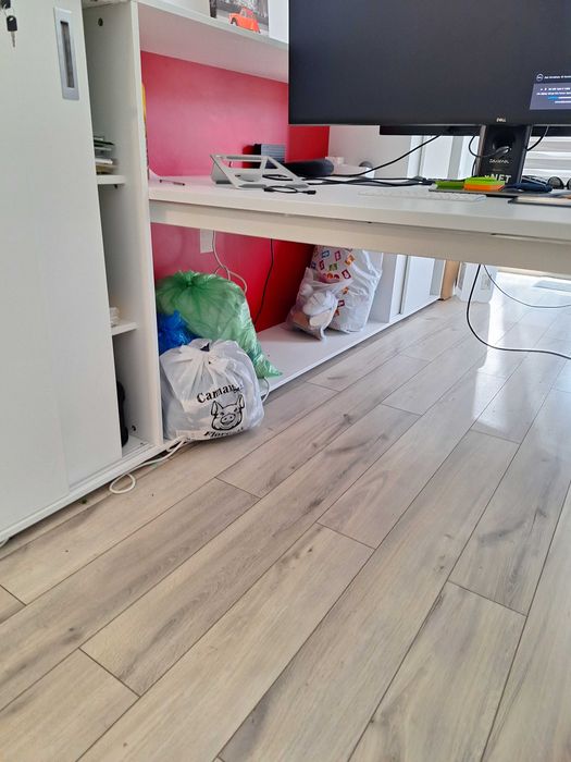 BIROU SHAREDESK EPBDD 160
(320X160X110H)
2 blaturi masă