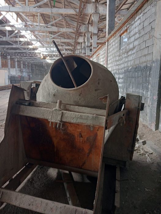 Продам Бетономешалка кубовая груша.