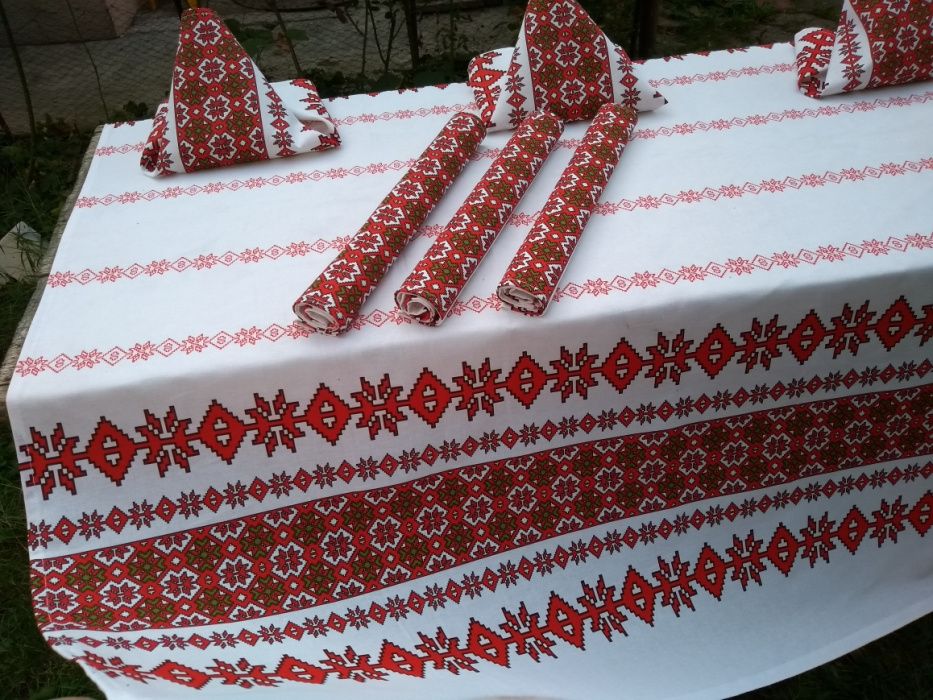Set Fata de masa bumbac +6 stergare Tradițional Romanesc, Restaurante