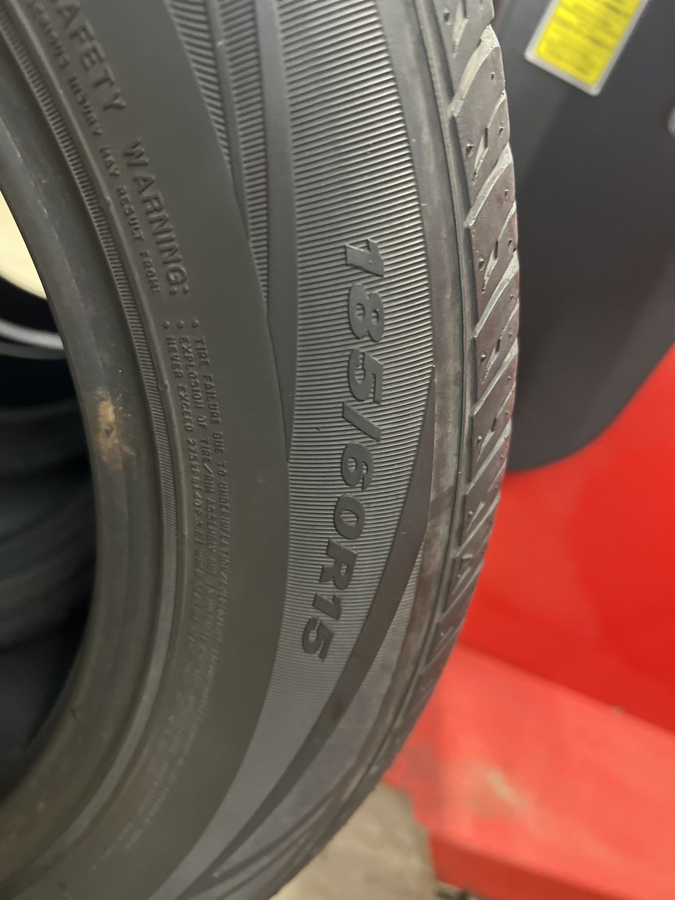 Летни гуми 185/60 R15 Nexen