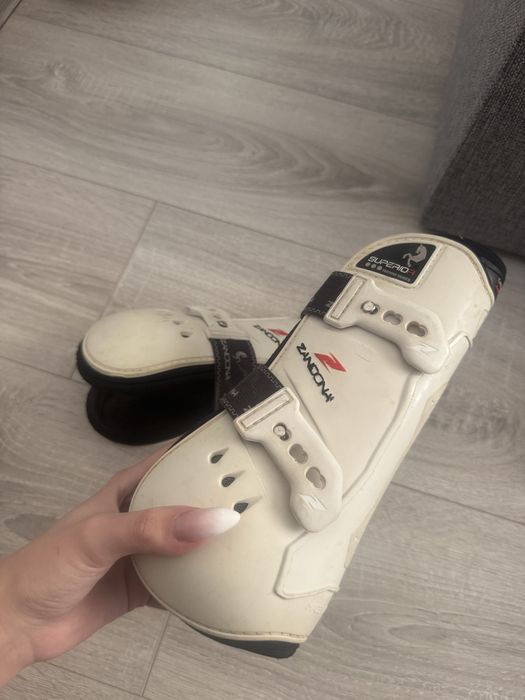 Zandona гамаши за коне