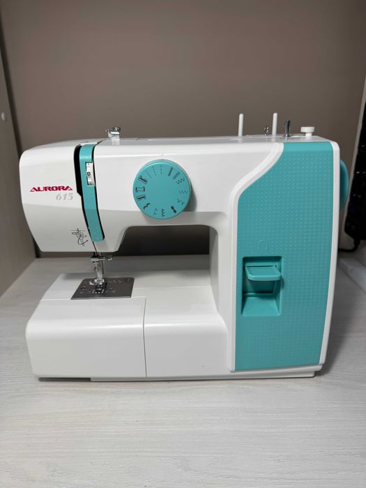 Швейная машина Aurora 615