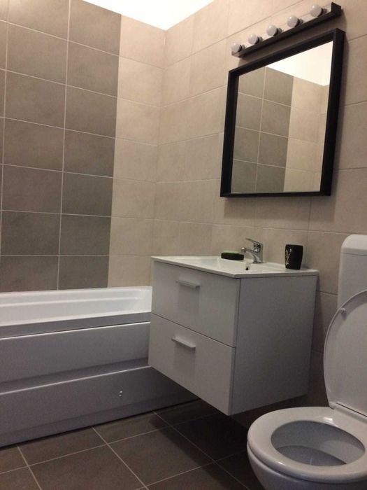 Prima Inchiriere garsoniera moderna Metrou Dimitrie Leonida