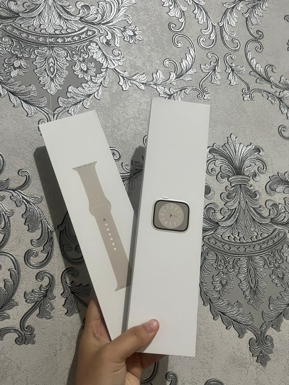 Apple watch series 8