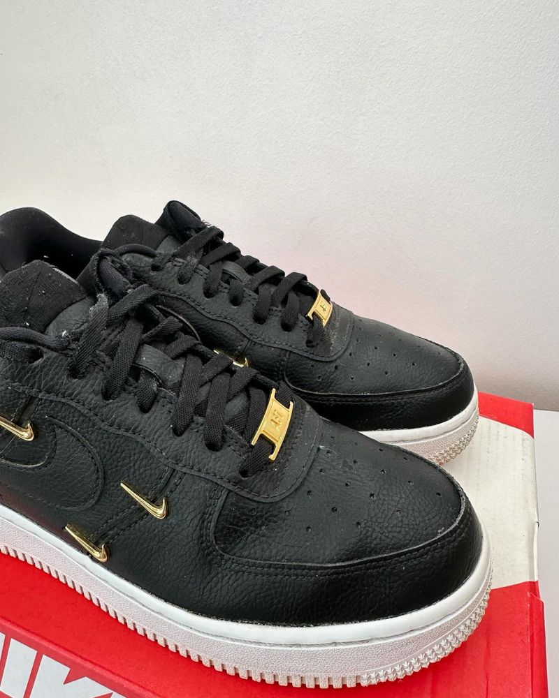 Nike Air Force  (37) Дамски Маратонки