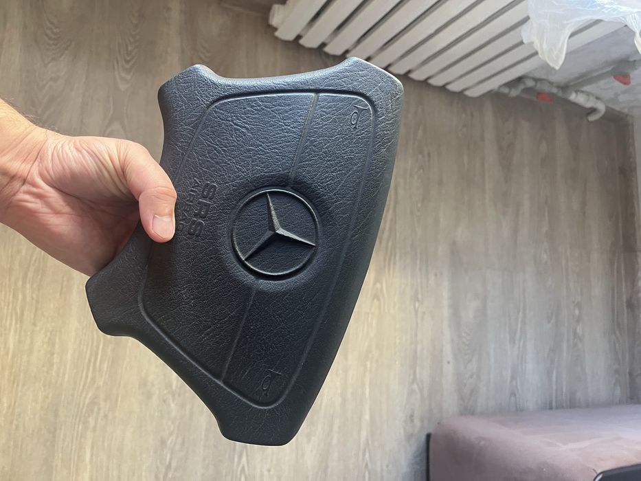 Подушка мерседеса