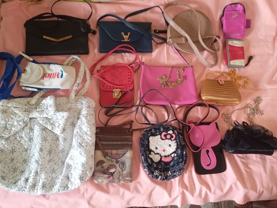 Сумки, клатч, сумочки, косметички.