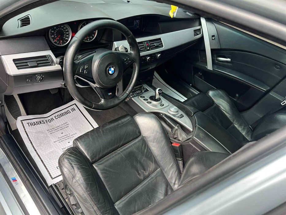 На части BMW E60, M5