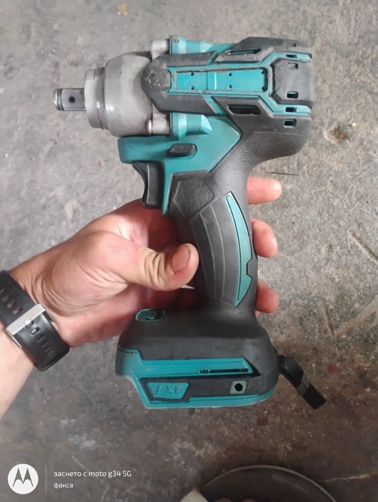 ОРИГИНАЛЕН Ударен гайковерт Makita работи перфектно