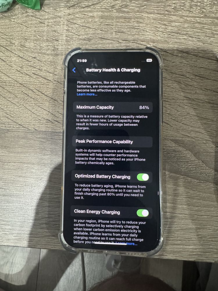 Продавам Iphone 12 Black