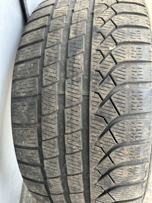245/40/19 Pirelli PZERO Winter
