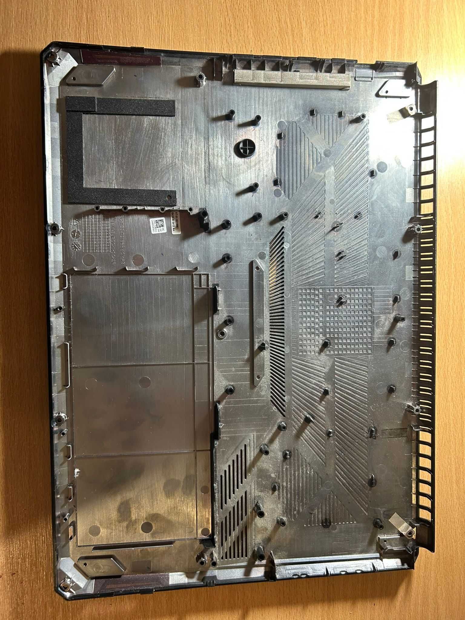 Laptop Gaming Asus TUF FX505D COMPONENTE