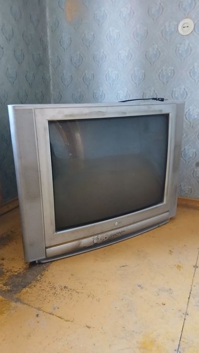 Продам Рабочий телевизор за 5.000