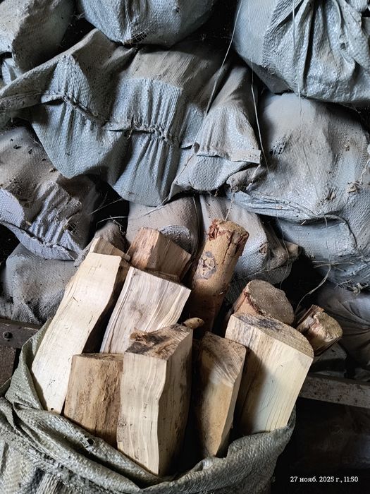 Курган отын сатылады мешоги 1200 т.г . Даставкасы  бар...