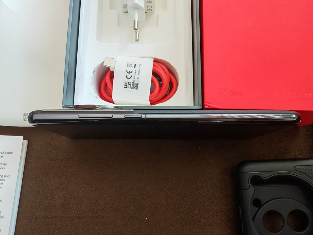 OnePlus 12 16/512 като нов
