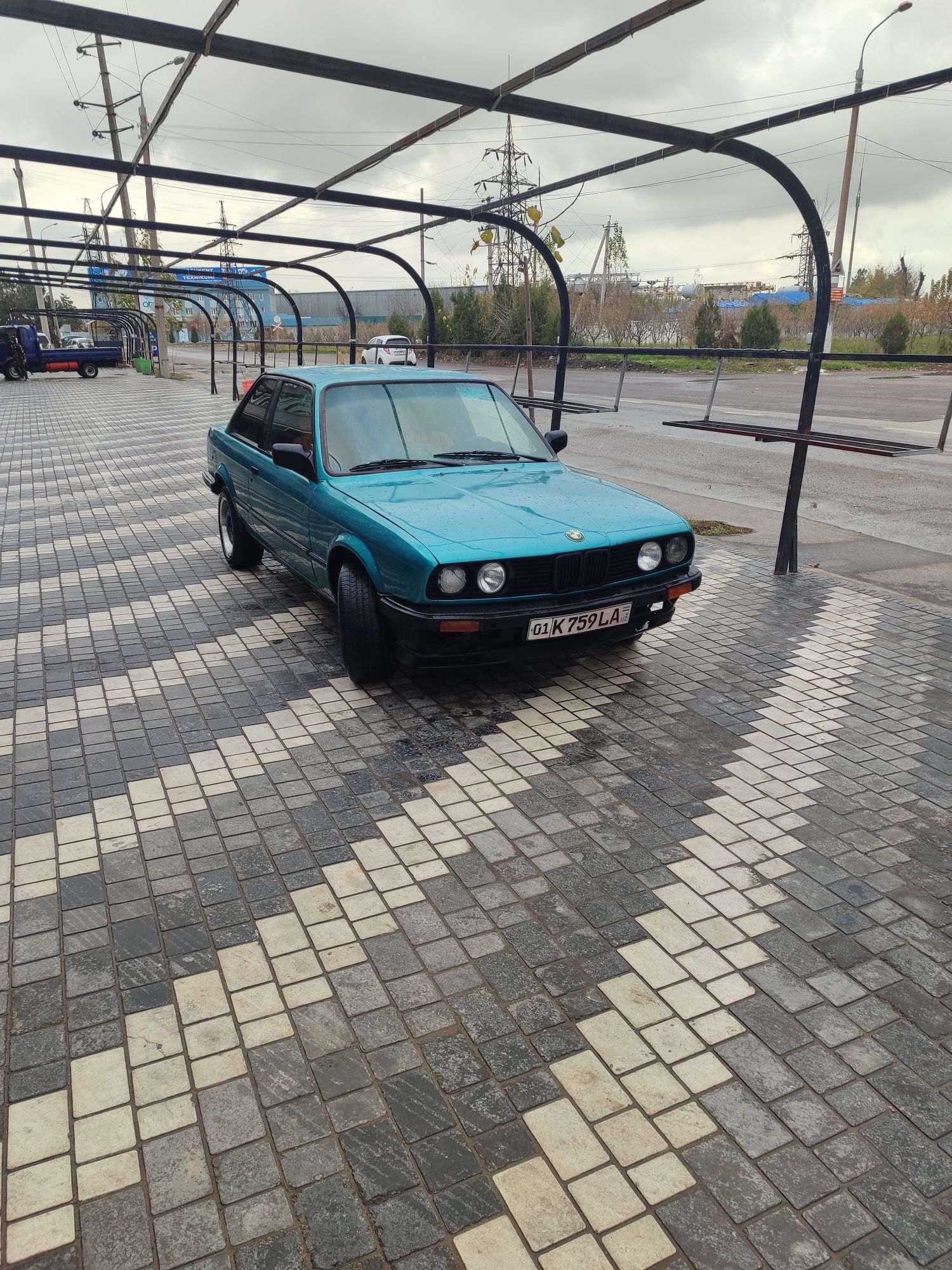 Продам 316 BMW e30 купе