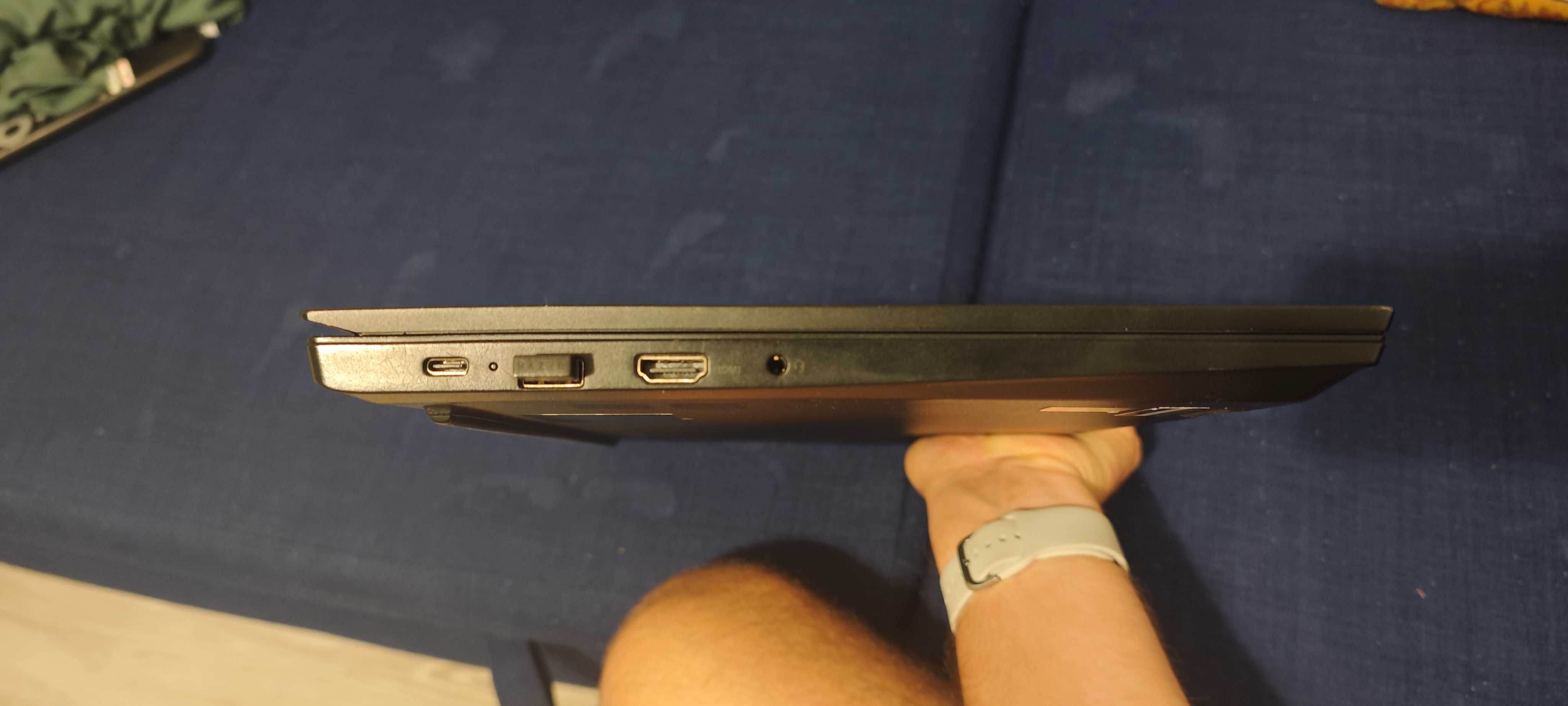 Lenovo e15 gen2 ryzen 5 4500U 8gb RAM 256gb ssd