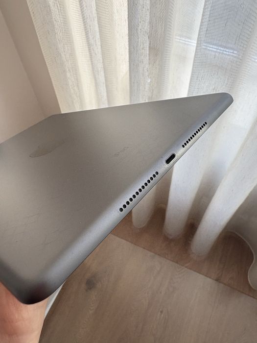Таблет Apple iPad 8th Generation