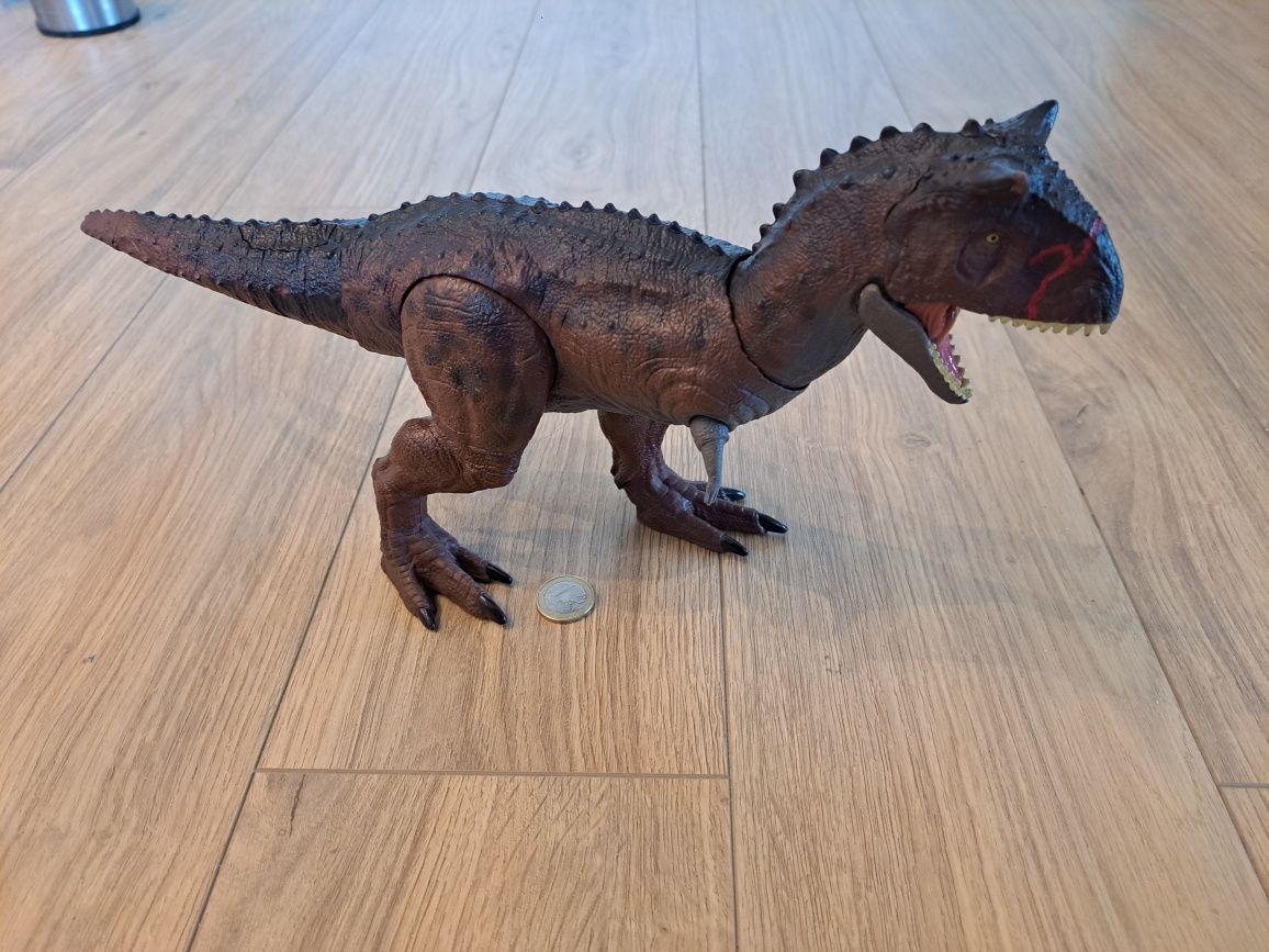 Mattel Carnotaurus динозавър играчка модел 2020г