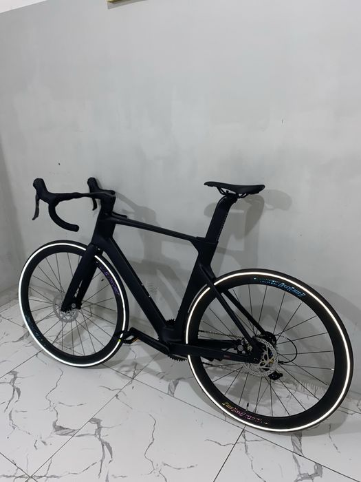 Продается новый шоссейник  твиттер р5 про вчера приехал