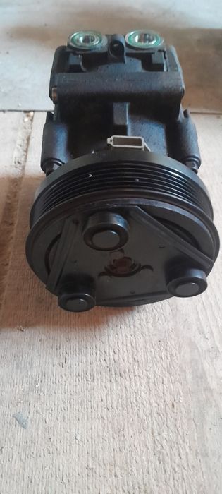 Compresor clima auto
