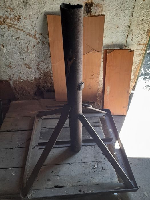 Продам станину,железная