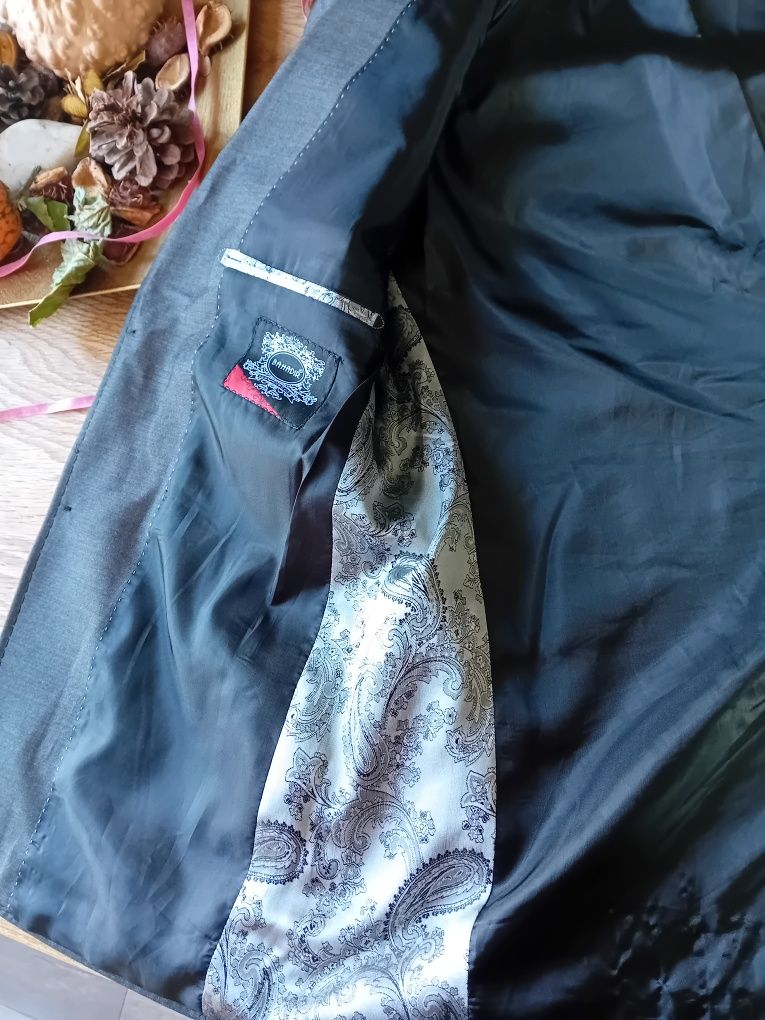 Мъжко сако размер Л