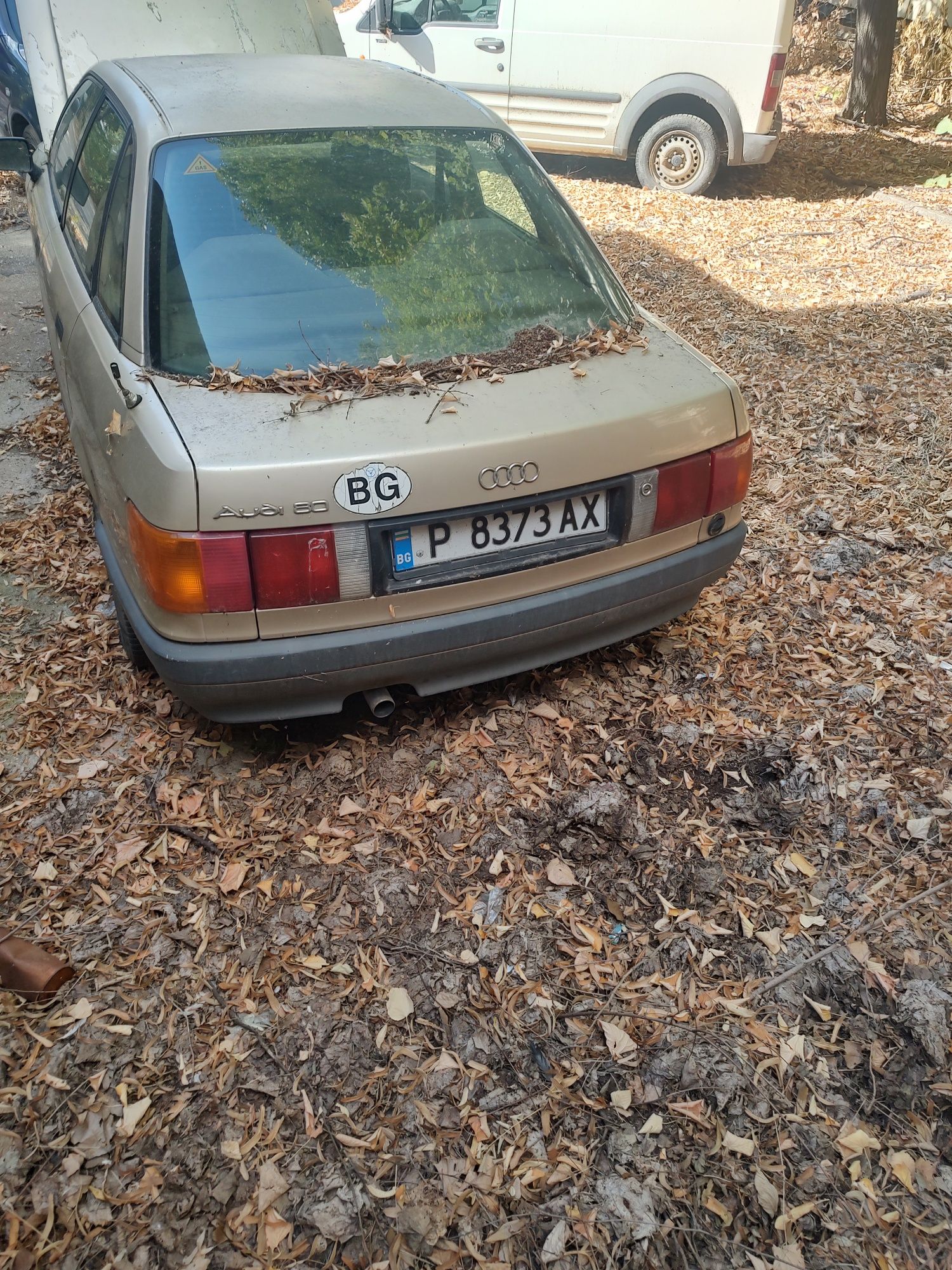Продавам на части Audi 80 АУДИ 80